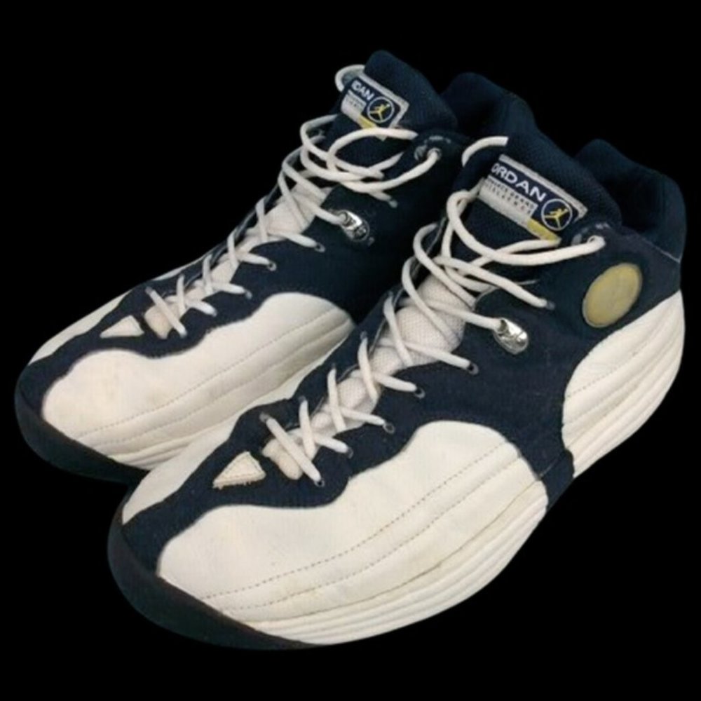 Nike Shoes Jordan Jumpman Team 1 White Midnight Blue NEW From 2000 size 9 RARE